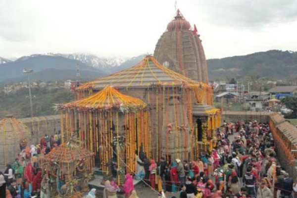 shivratri in baijnath temple